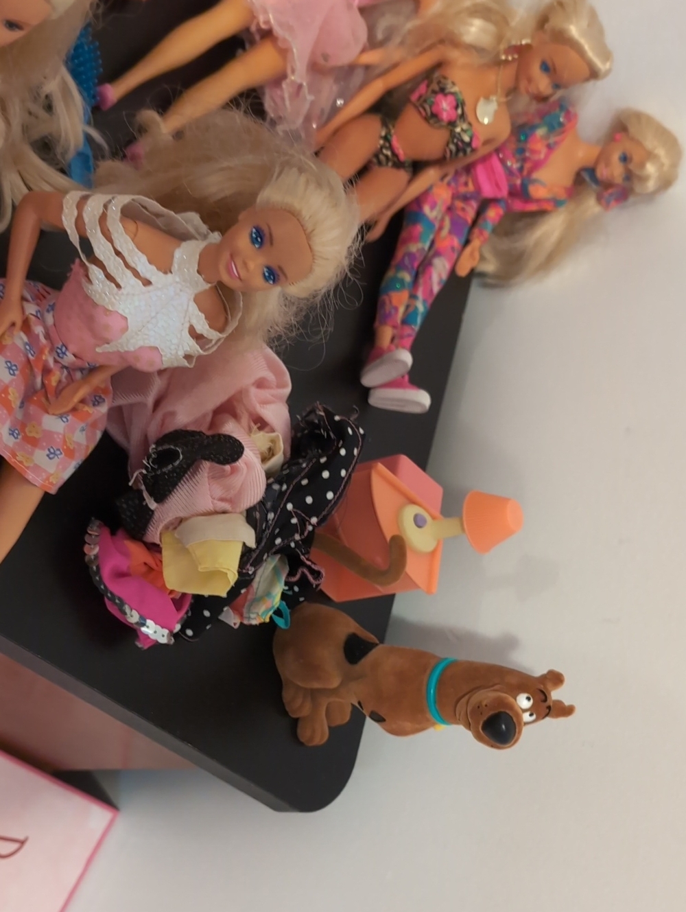 Lot Barbie Dolls - Picture 6 of 17